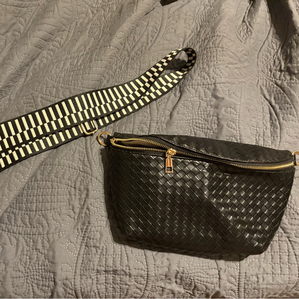 Modern and Chic Rory Crossbody Woven Bag